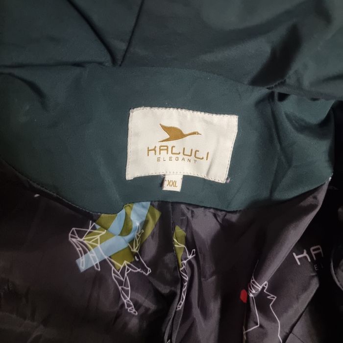 Зимняя куртка в идеальном состоянии