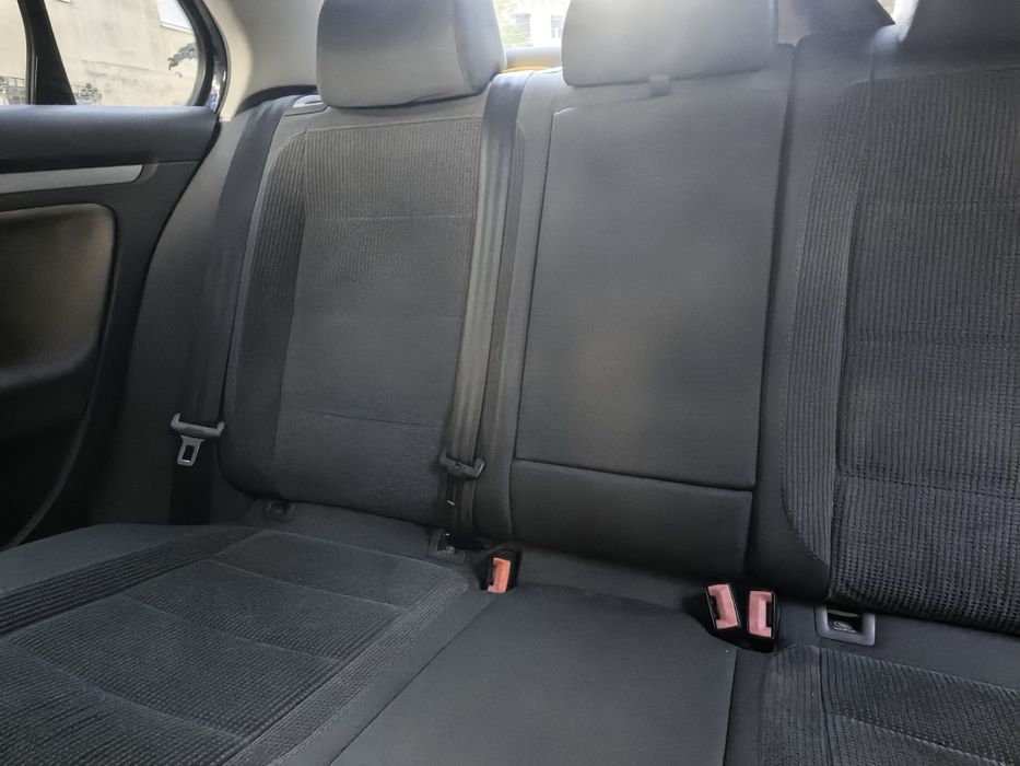 Vând Volkswagen Jetta 2006 automata 1.9 TDI