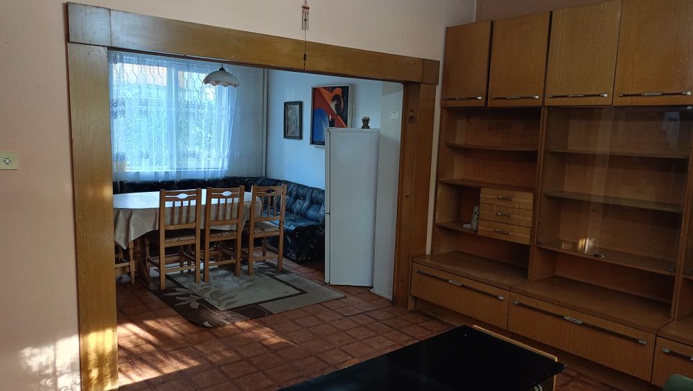 Дава се под наем Тристаен апартамент в Пловдив, Младежки Хълм - 92 кв.м за 130000 € - Снимка #1