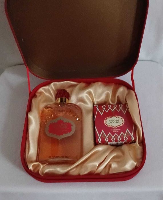 Подарочный набор новый.