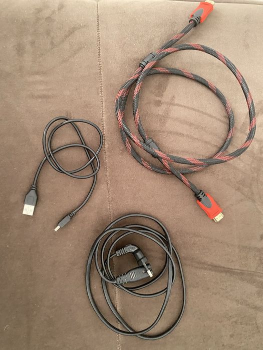 Продаю прошитую Play Station 3 slim