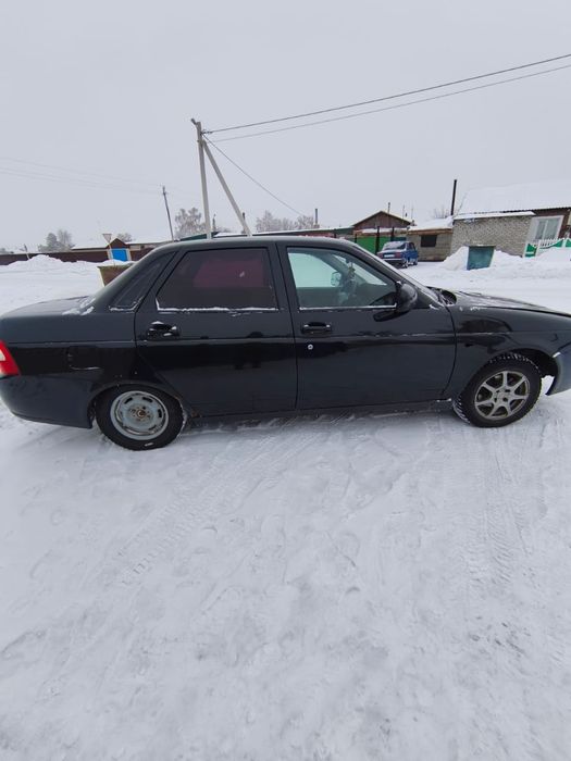 Продам приора 12 год