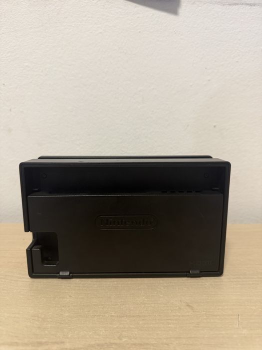Nintendo Switch -Cititi Descrierea