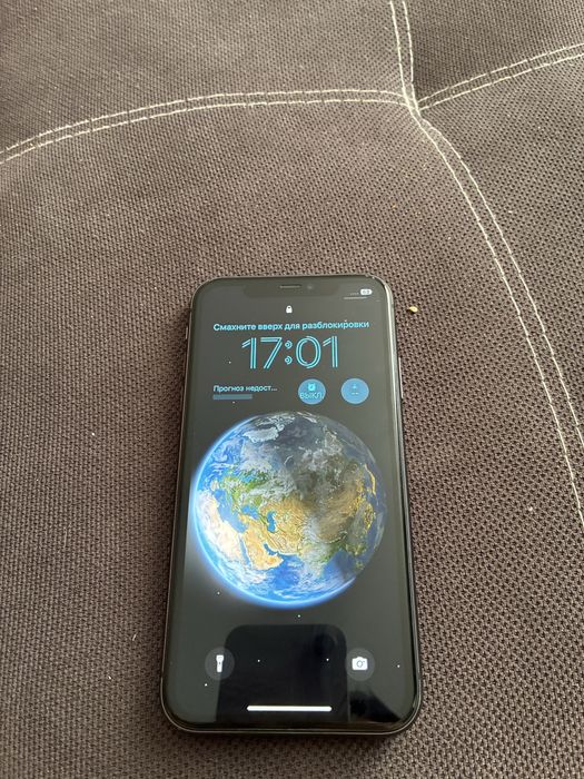 Продам айфон 11,64г