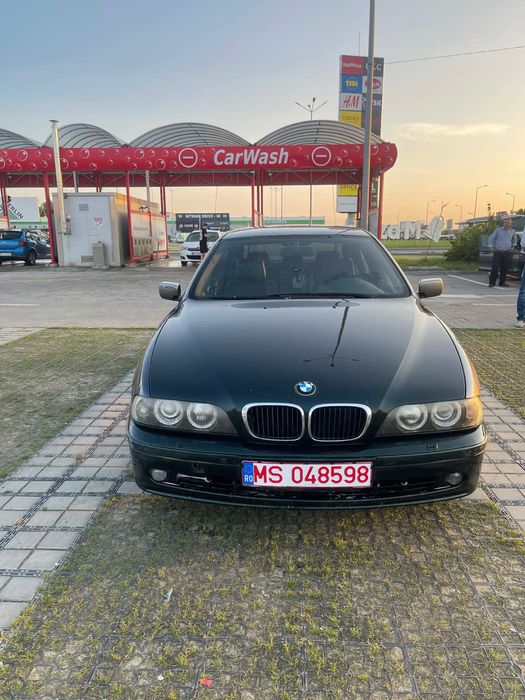 Vand bmw 525i e 39.  6 in linie ,urgent !