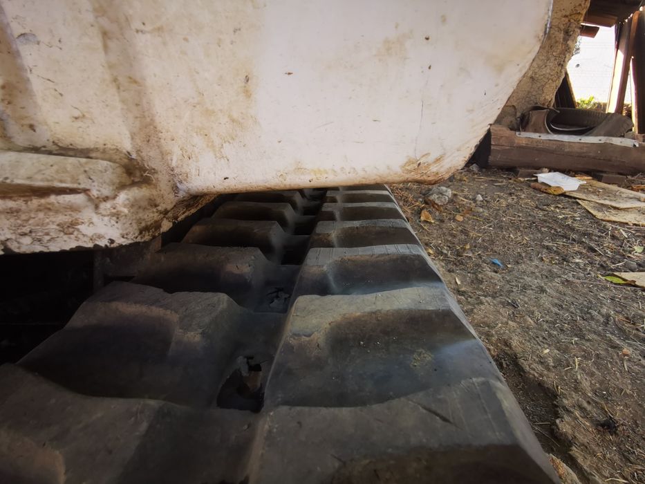 Vând mini excavator bobcat 220