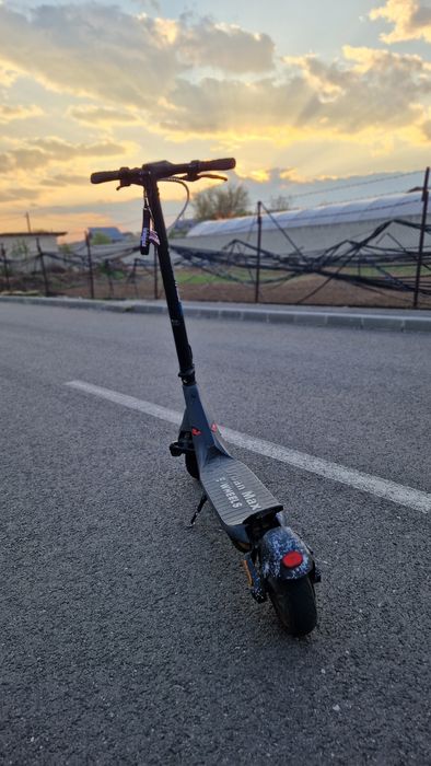 Vând trotineta electrica e wheels urban max  e2sv2