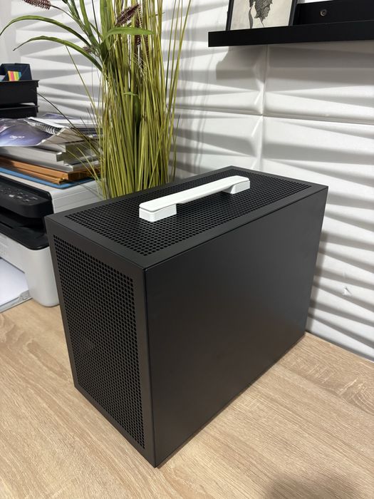 Геймърски компютър Ryzen 5 5600/RX6600/16 Ram/512 ssd/650W GOLD