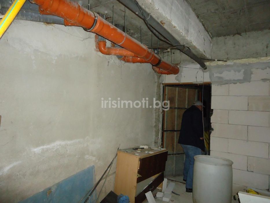 Дава се под наем Магазин в София, Зона Б-19 - 82 кв.м за 600 € - Снимка #10