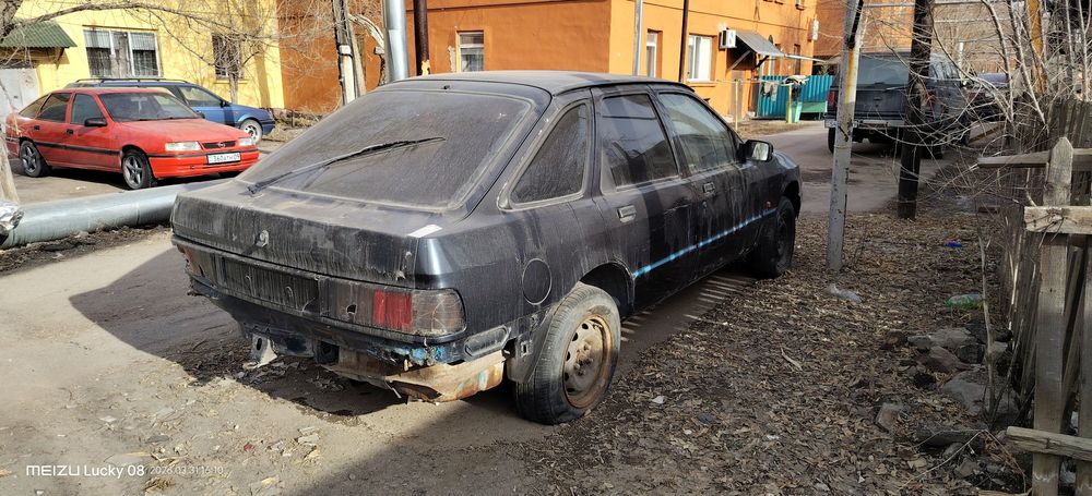 Продам две Форд сиерры по цене одной