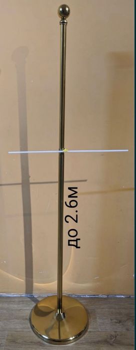 Флагштоки кабинетные