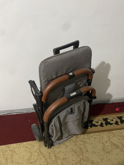 Продам коляску