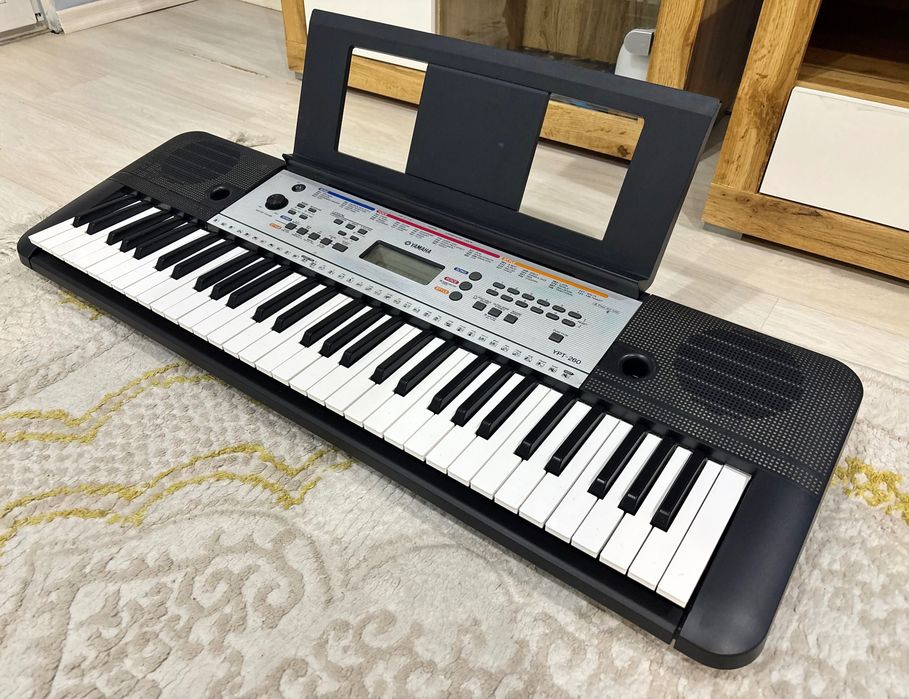 Синтезатор Yamaha YPT-260