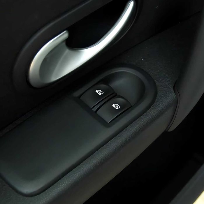 Бутон за ел стъкла Renault Clio Modus Twingo 8200214939