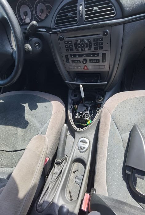 Faruri Xenon Capota, Bara fata, spate