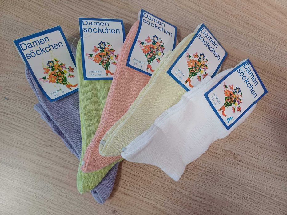 Дамски едноцветни изчистени чорапи