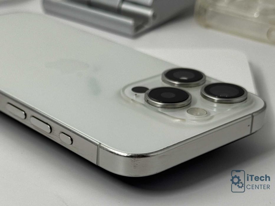 iPhone 15 Pro, 128GB, White, 100% батерия, ОТЛИЧЕН, ГАРАНЦИЯ!