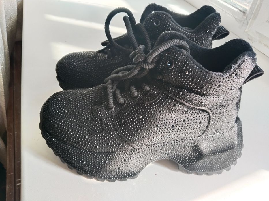 Крутые кроссовки