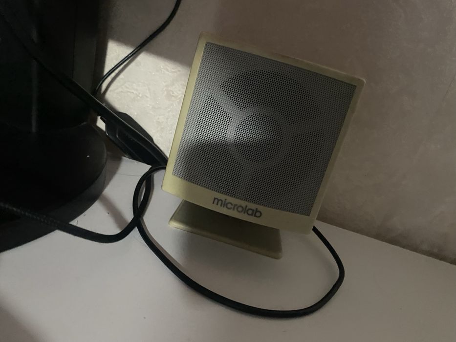 Продам колонки звук пойдет