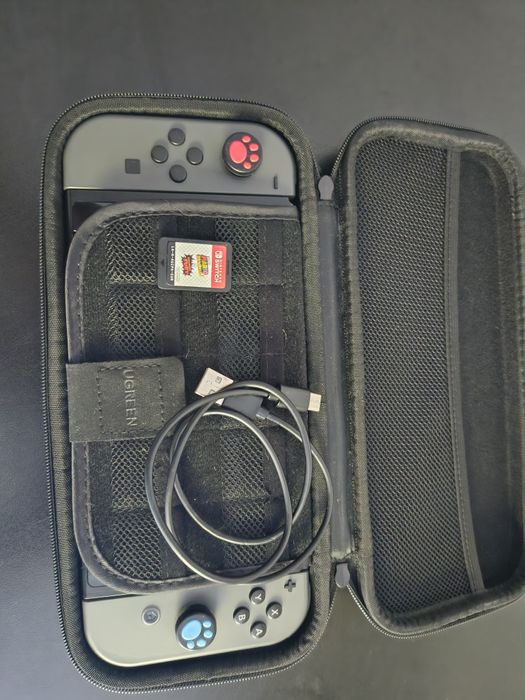 Se vinde Nintendo switch