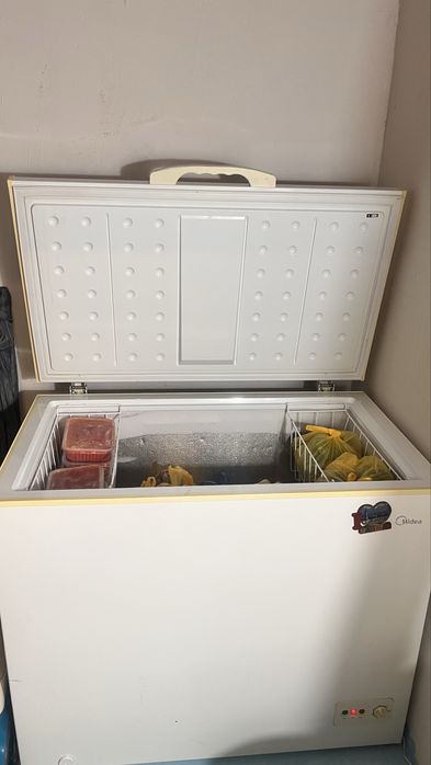 Продам морозильную камеру