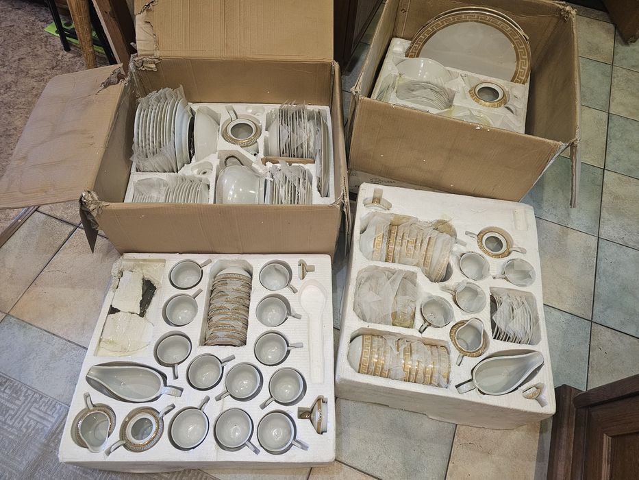 Сервиз на 12 персон