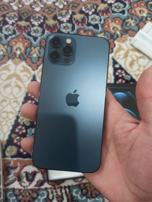 iPhone 12 pro Blue