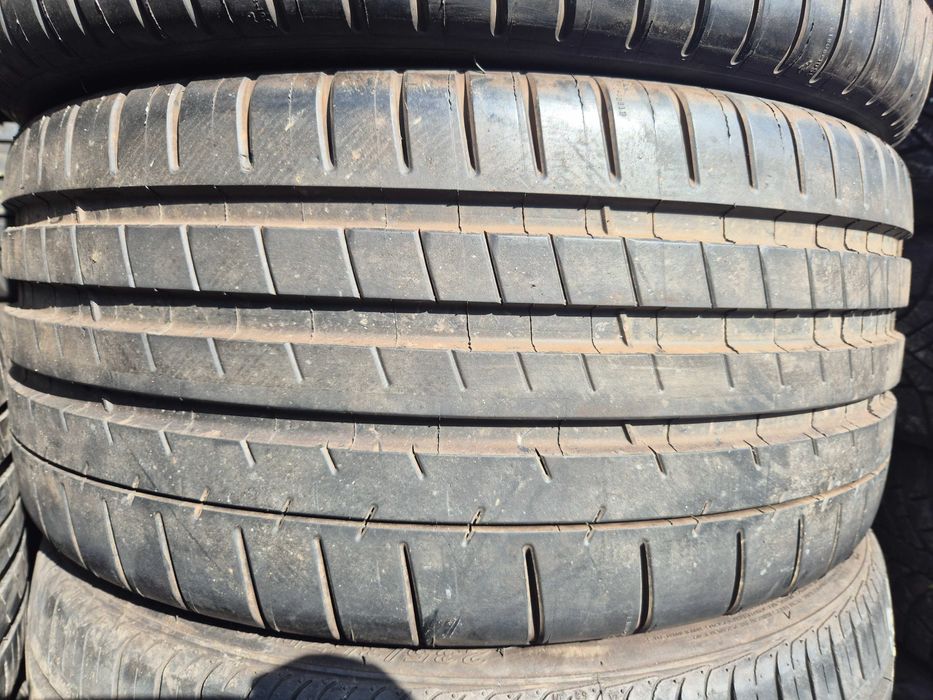 4 Anvelope de VARA - 235/35/19 - Michelin Super Sport - NOI - DOT 2016