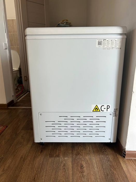 Срочно продам Haier HCE380RF 381л белый