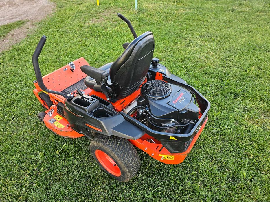 Тракторна Косачка KUBOTA.Z1 421. ПЕРФЕКТНА