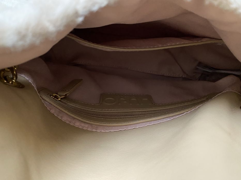 Geanta Liu Jo Lapuffy bej, faux fur, ca noua, lant auriu, originala