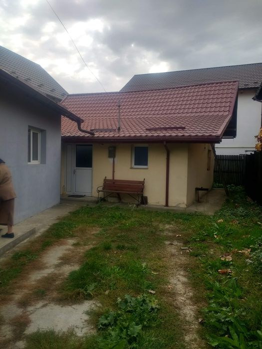 Vînd casă la intrarea în Smeura 1km din cartier Trivale