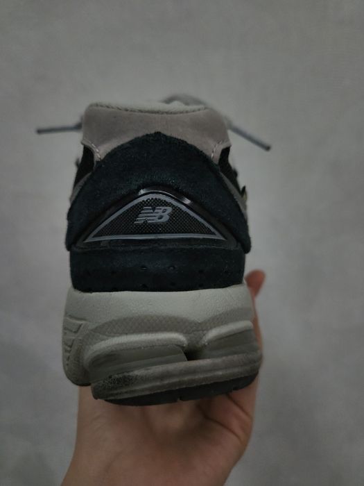 Срочно! Продается Кроссовки New Balance 2002R gore-tex