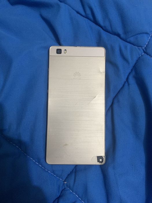 Vand telefon pentru piese