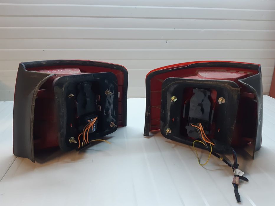 Stop tripla spate audi a6 c5 combi 100lei bucata