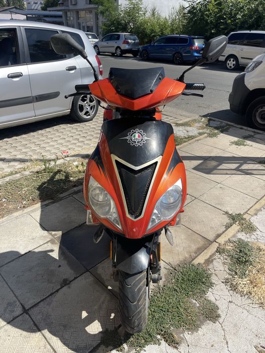 Скутер Baotian 50