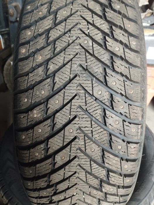 Продам шины 255/55/20