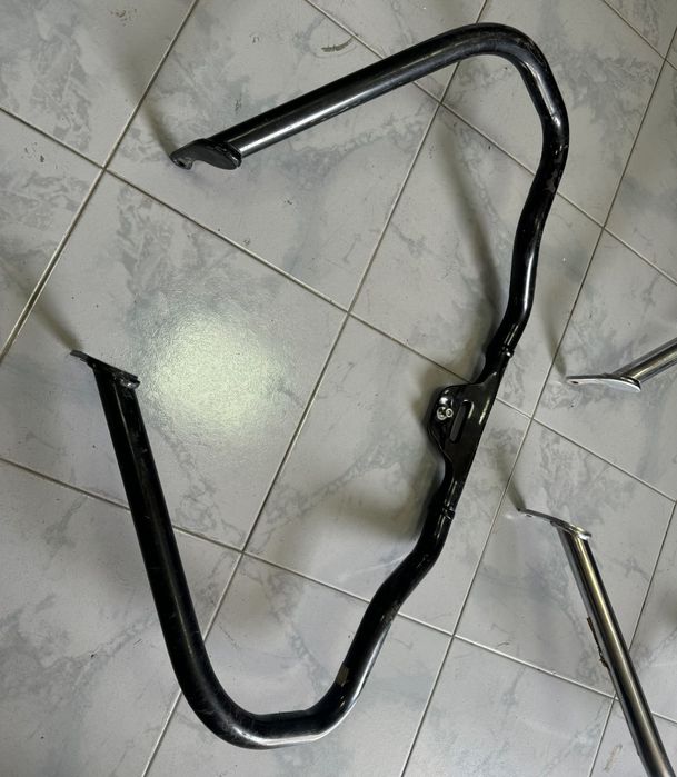 OEM оригинален Ролбар / crash bar за Harley Davidson Softail