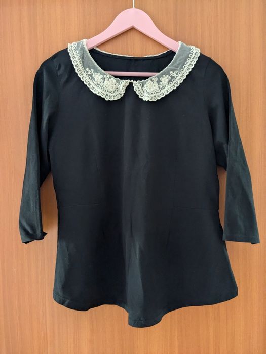 Продам женскую блузку