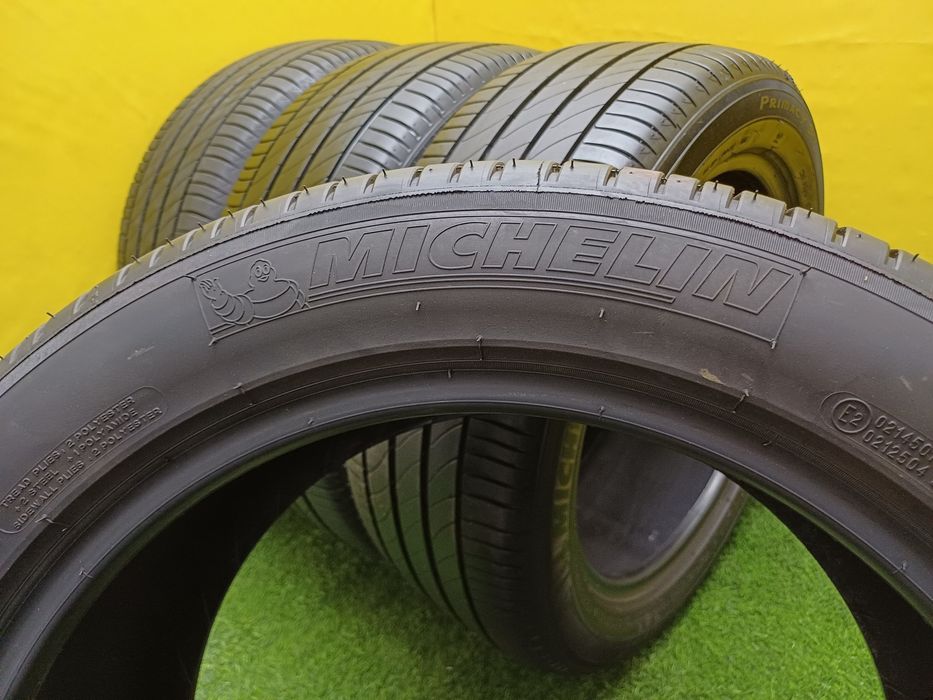 Шины 235/50 R18 Michelin комплект.