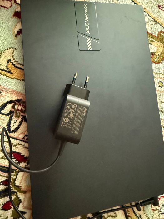 Asus Vivobook ноутбук