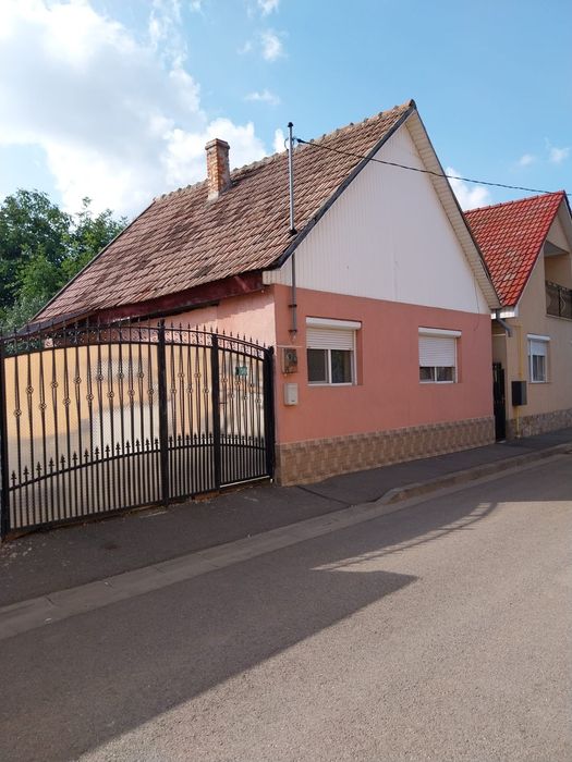 Casă de Vanzare  2 camere