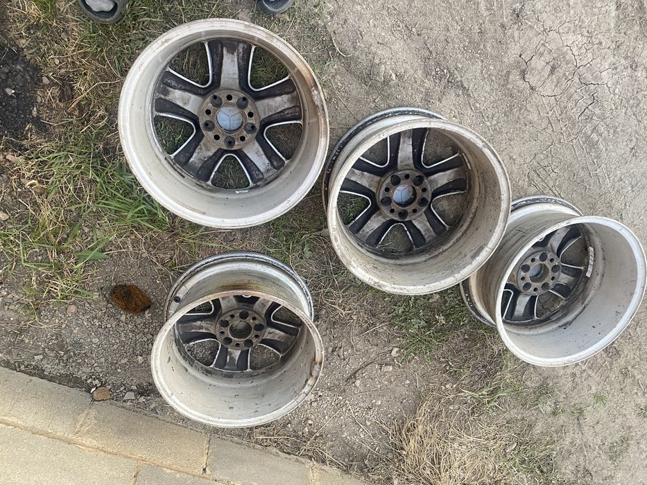 Продам диски на мерседес
