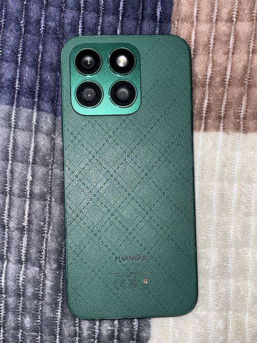 Honor x8b в хорошем состаяний