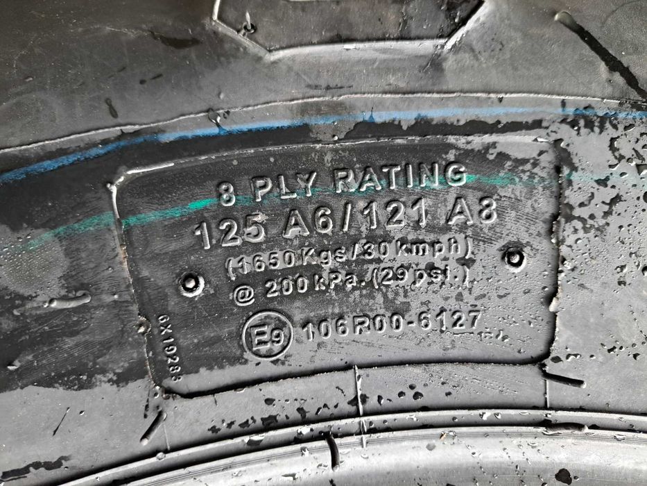 Cauciucuri pentru TRACTOR 13.6-28 marca MRL cu 8 pliuri anvelope noi