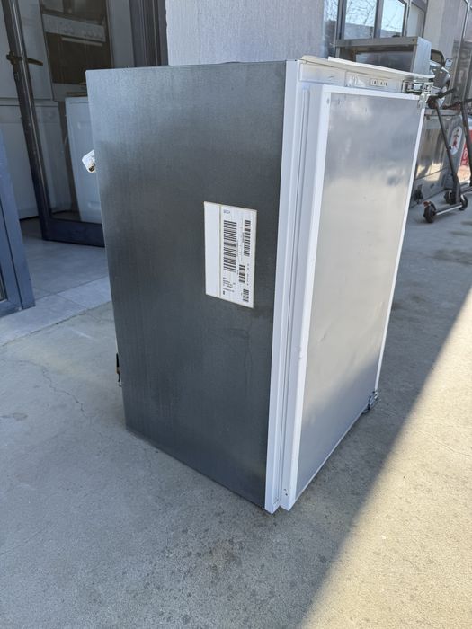 Малък фризер за вграждане Bosch 4 чекмеджета