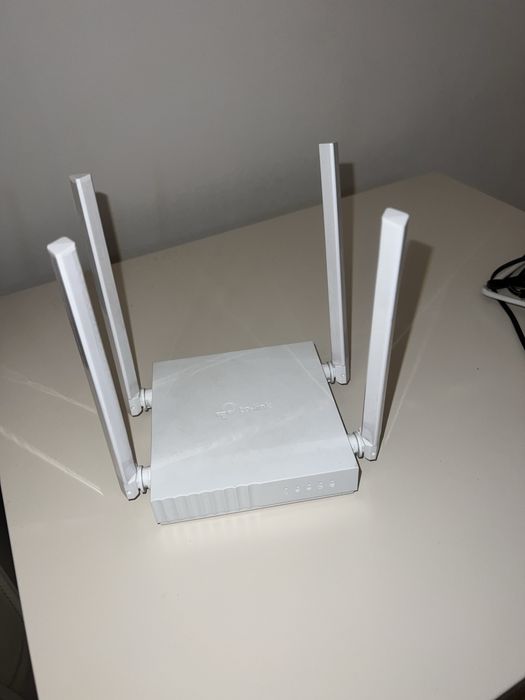 Роутер Archer c24