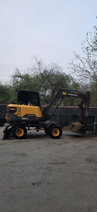 Ekskavator volvo 60 pro sotiladi