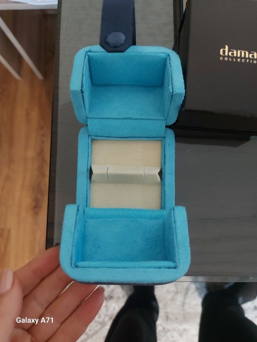 Продам футляры под золото. Шикарного качества  бредовые по 1000 тг все