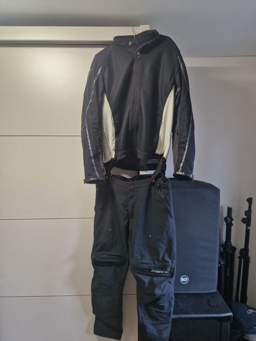 Costum moto dainese marime 54